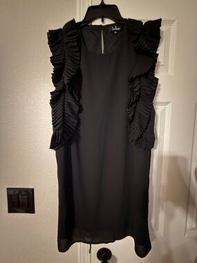 Lulu's Black Ruffle-Trim Shift Dress